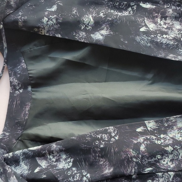 Lion Animal Print Peasant Poof Sleeve Backless Dress - Picture 15 of 15